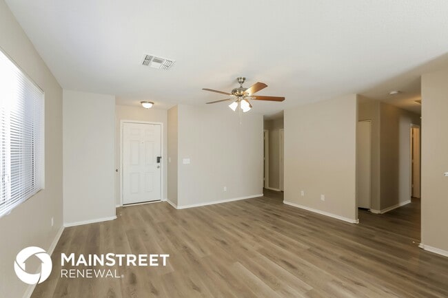 Building Photo - 2440 S 71st Ln