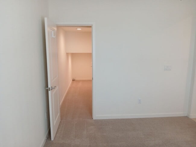 Building Photo - 1284 Warmth Ct