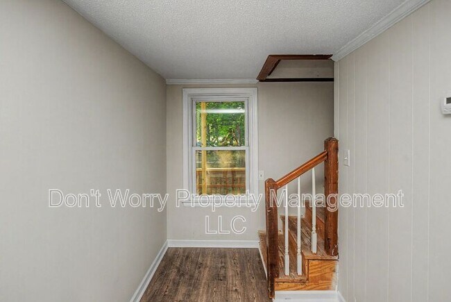 Foto del edificio - 3504 Brevard St