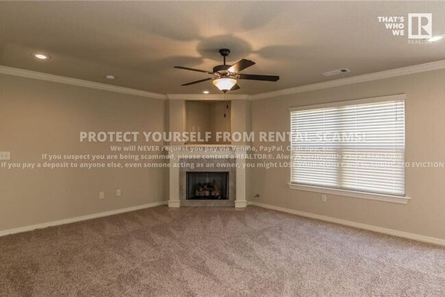 Photo - 2663 N Miranda St House