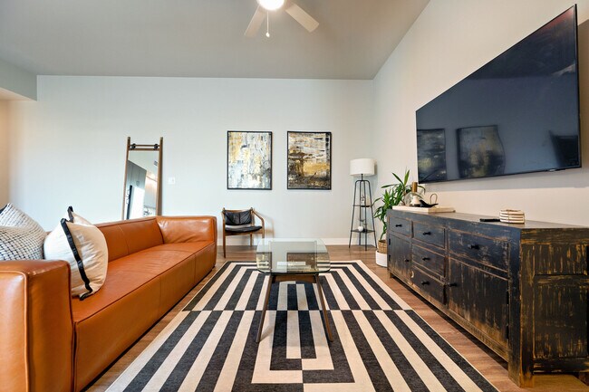 Foto del edificio - 8125 N 23rd Ave