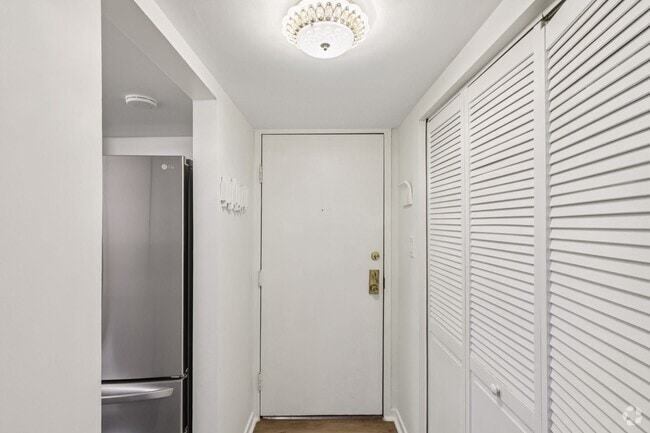 Building Photo - 5 Bayard Rd