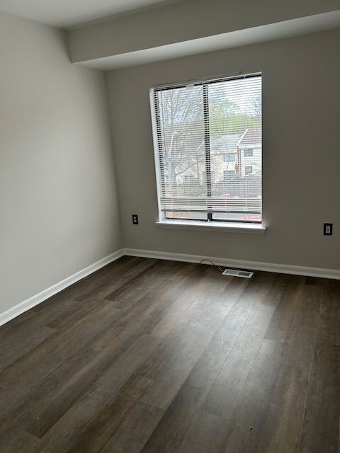 Building Photo - 8747 Brae Brooke Dr