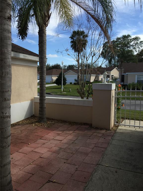 Foto del edificio - 5687 Water Oak Ln