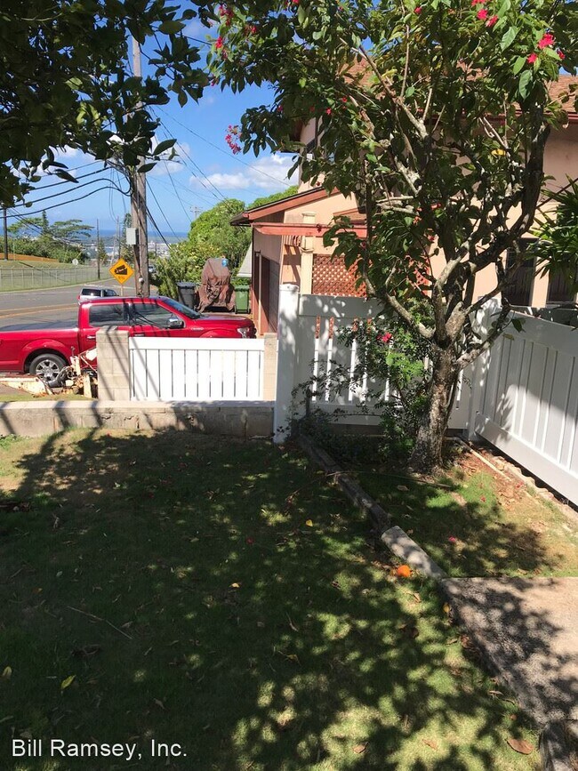 Foto del edificio - 2 br, 2 bath House - 99-1156 HALAWA HEIGHTS