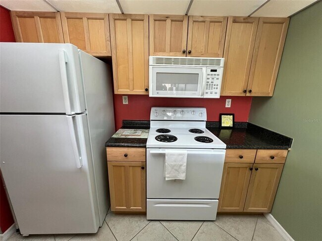 Foto del edificio - 14130 Rosemary Ln