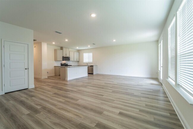 Building Photo - 2508 Wheeler Avenue
