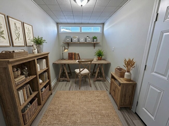 Building Photo - 1003 Linden