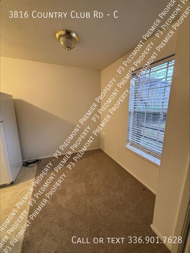 Foto del edificio - 3816 Country Club Rd