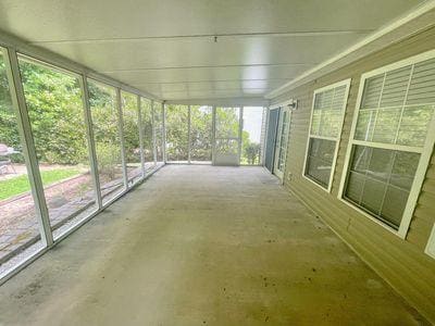Building Photo - 123 Hawk's Nest Ct