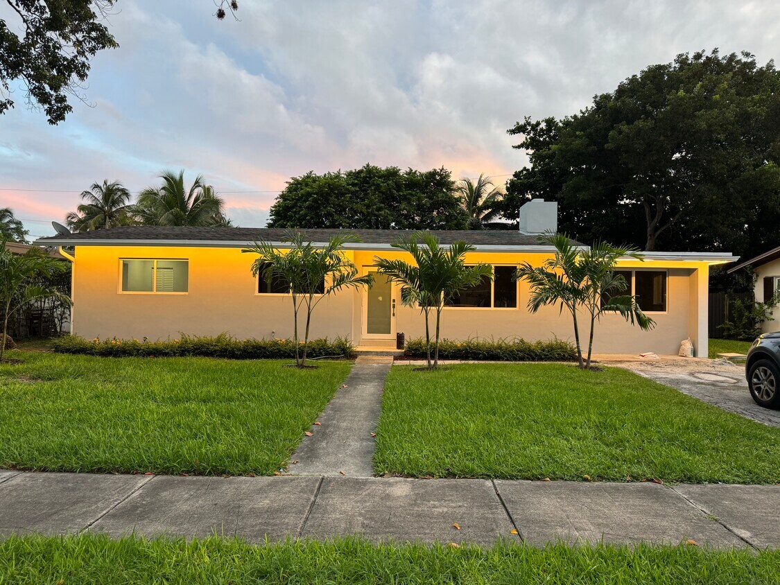Foto principal - 8560 SW 126th Terrace