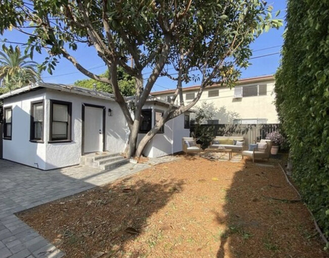 921 N Stanley Ave, West Hollywood, CA 90046 - House Rental in West ...