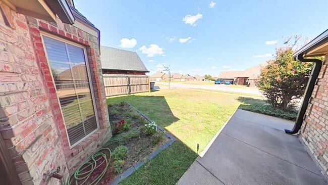 Foto del edificio - 319 SW Coral Ave