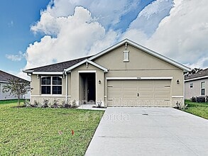 Building Photo - 9734 Pepper Tree Pl