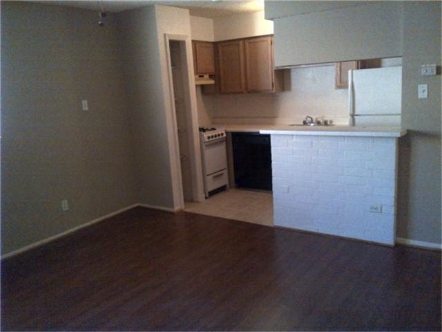Building Photo - 1328 Bomar St