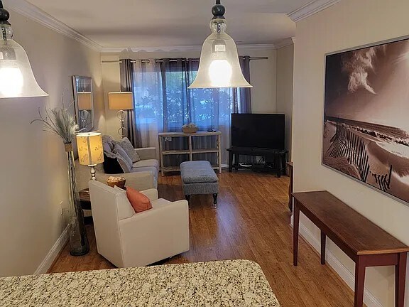 Foto del edificio - 1094 Cedar Ridge Ct