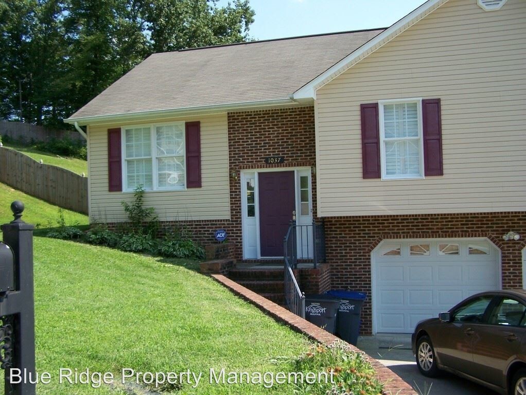 Primary Photo - 3 br, 2 bath House - 1037 Carrington Court