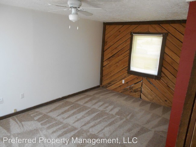 Building Photo - 322 Greenbank Rd