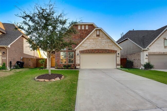 Building Photo - 23831 Villa Lisa Dr