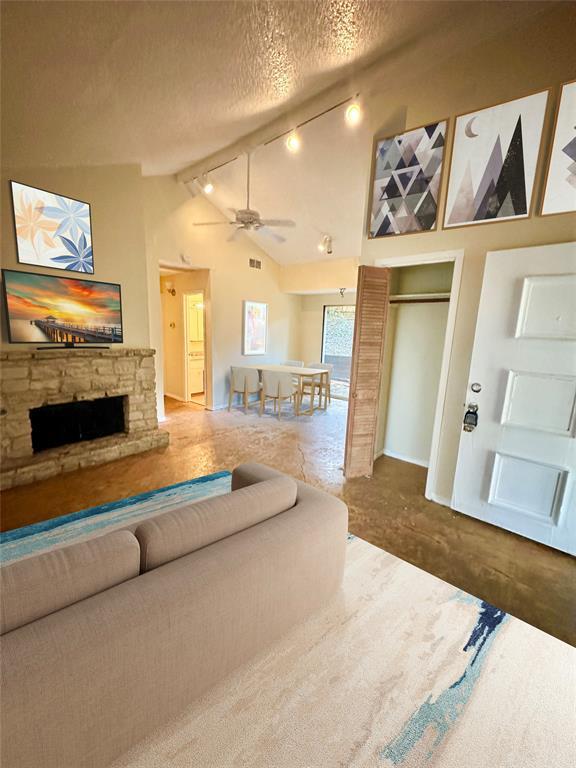 Building Photo - 4302 Scottsdale Rd