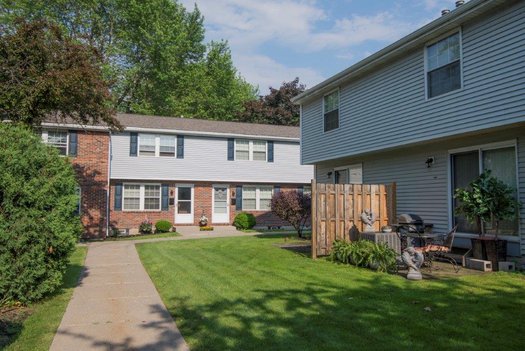 Tryon Estates Apartments in Rochester, NY