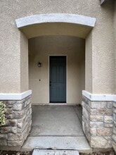 Building Photo - 882 Kiwi St