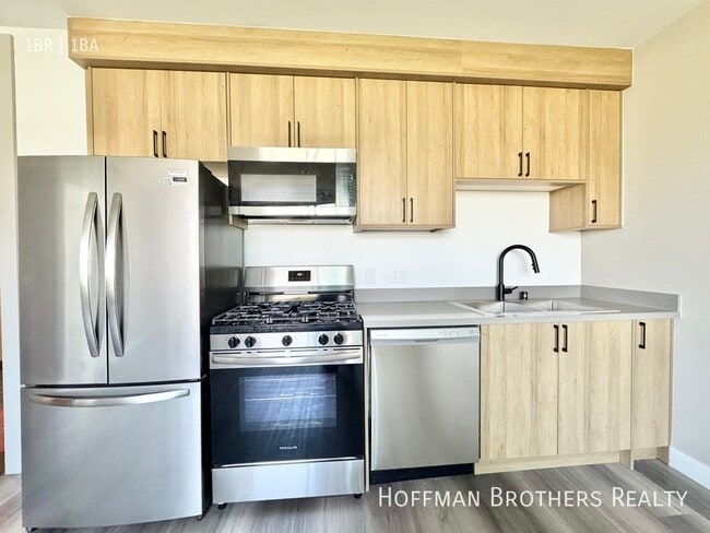 Foto del edificio - 10806 Blix St