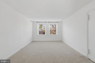 Building Photo - 4862 S 28th St