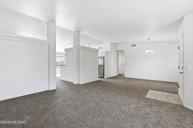 Building Photo - 10008 E Moonstruck Way