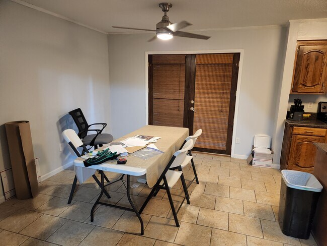 Building Photo - 1528 Larhonda Dr