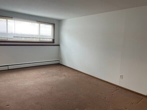 Interior Photo - 1210-1220 Cambridge St. (Hopkins)