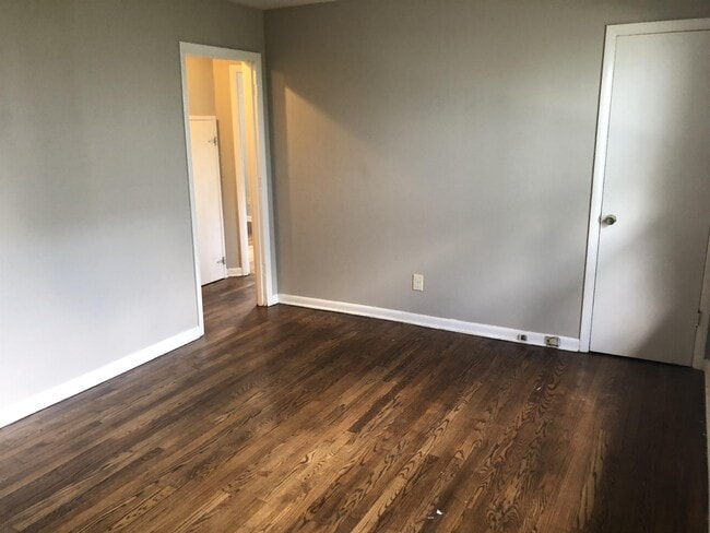 Building Photo - 1020 Rodey Ave