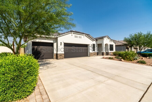 Foto del edificio - 3476 N Cinnabar Ln