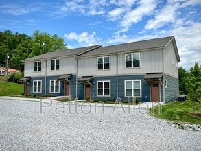 Building Photo - 21 Catawba Valley Ct