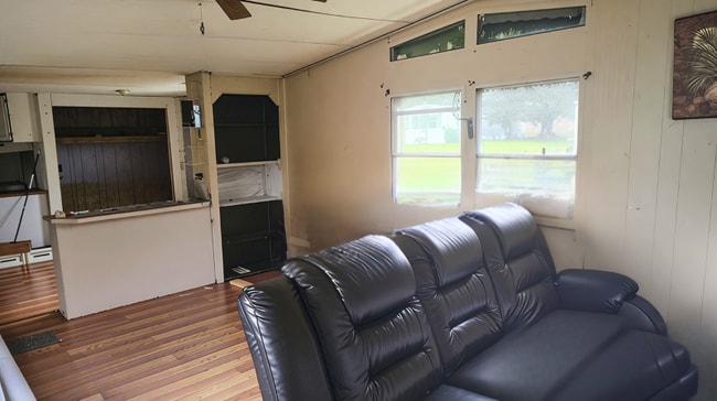 Foto del edificio - 607 E Runnels St