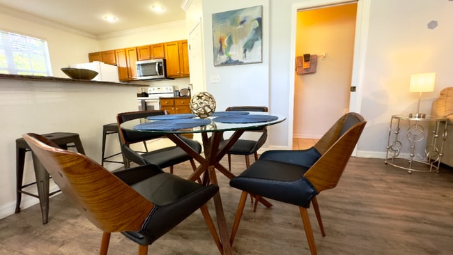 Building Photo - 4931 Elizabeth Anne Cir