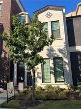 Building Photo - 252 Crockett St