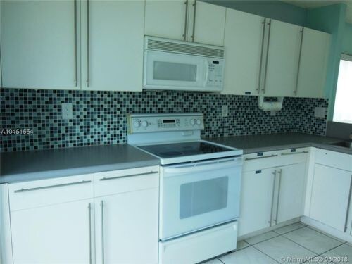 Foto del edificio - 4920 SW 33rd Terrace
