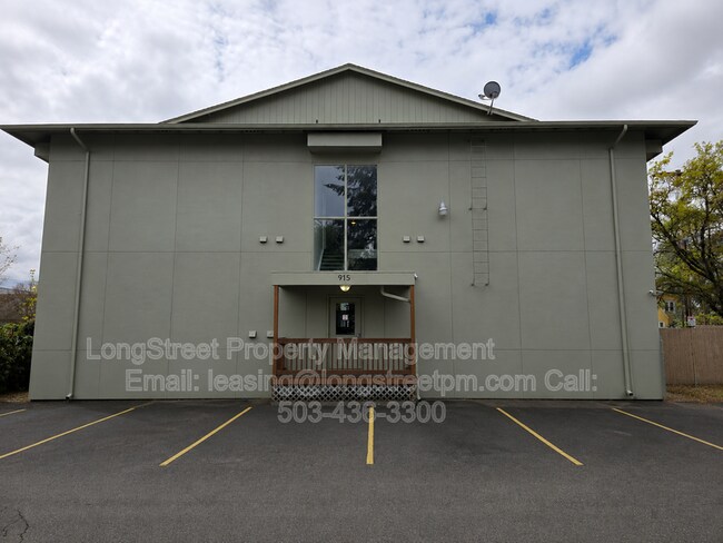 Foto del edificio - 915 SW Adams Ave