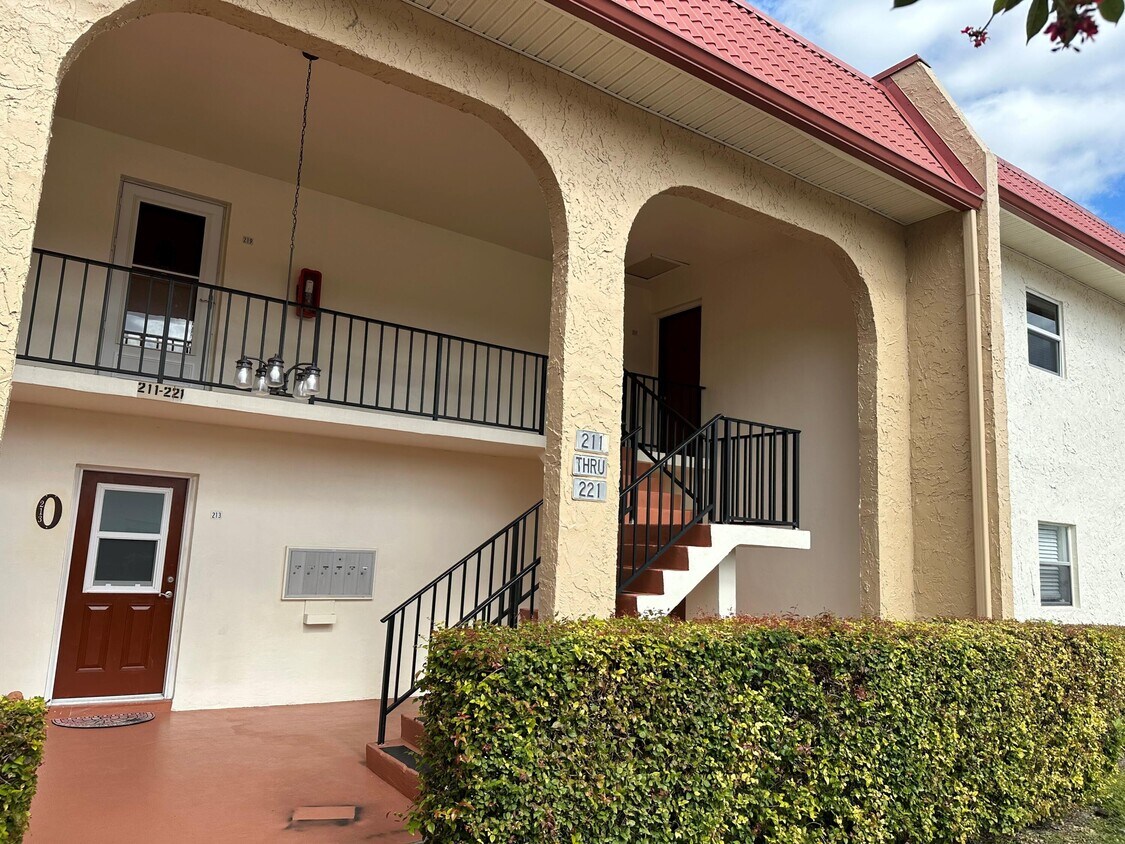 217 Lake Carol Dr West Palm Beach, FL 33411 Alquileres en West Palm