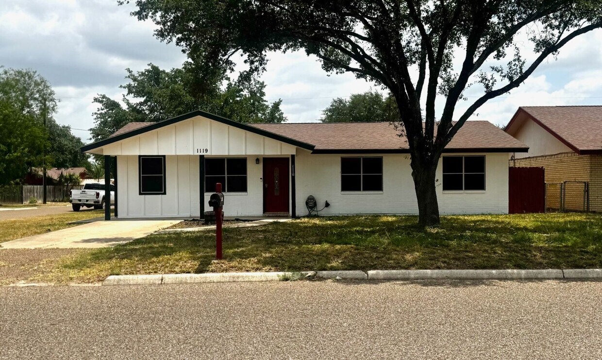 Foto principal - 1119 Barnes St