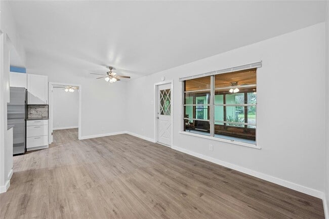 Building Photo - 4906 Sylvandale Dr