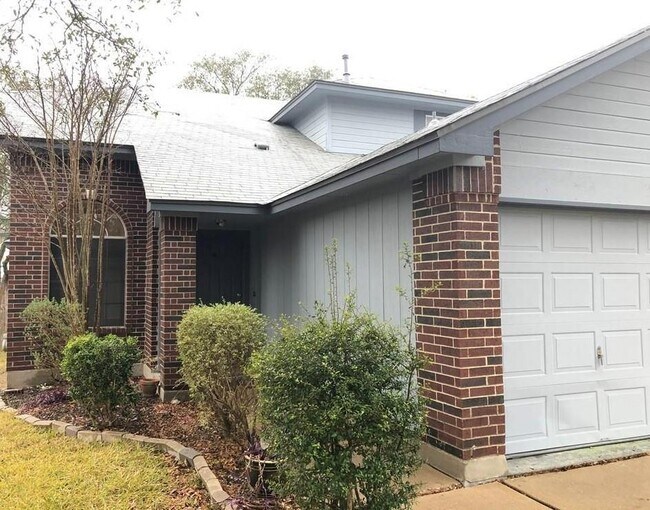 Building Photo - 17253 Tobermory Dr