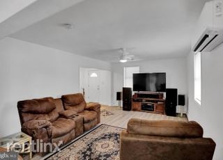 Building Photo - 2 br, 2 bath House - 6 Market St