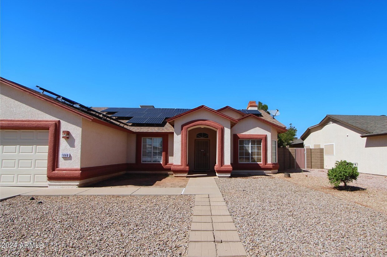 Foto principal - 1646 E Melissa St