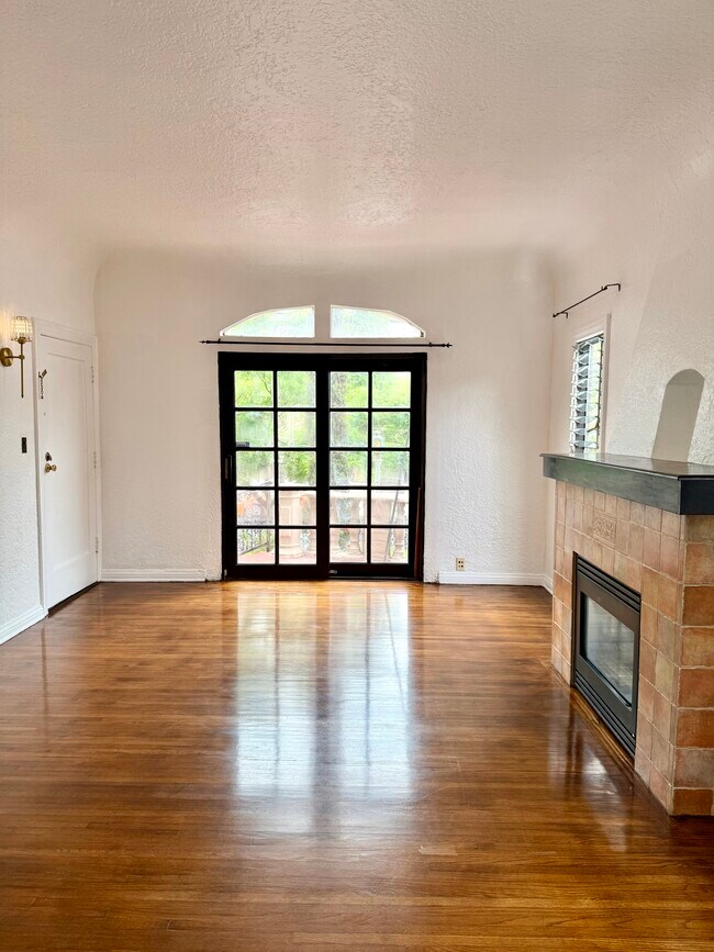 Foto del edificio - 1611 Talmadge St