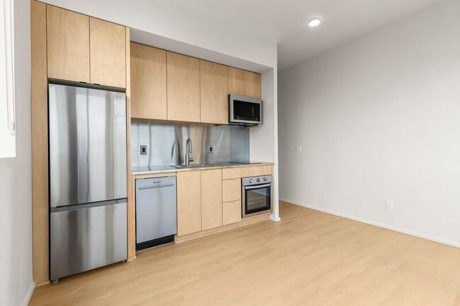 Photo - 7480 N Delaware Ave Apartment