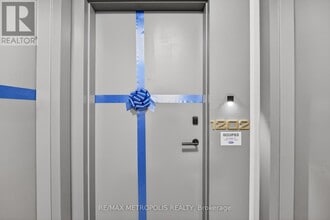 Building Photo - 2088 James St