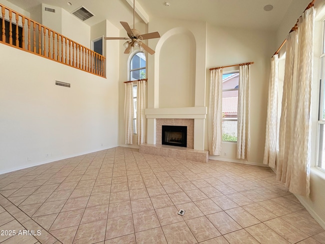 Building Photo - 3213 E Desert Flower Ln