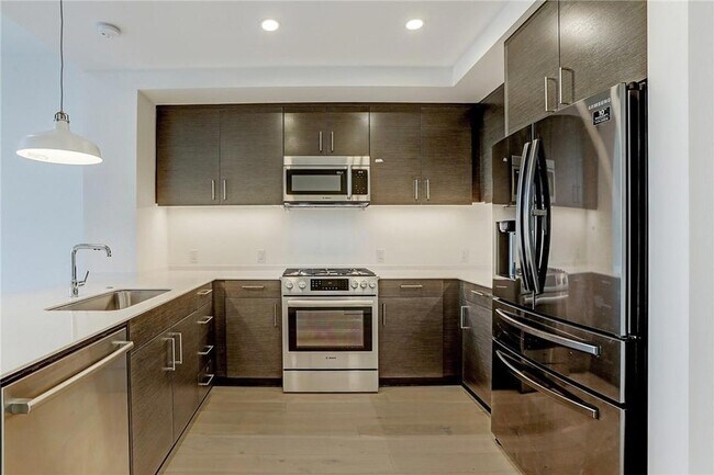 Foto del edificio - 301 West Ave